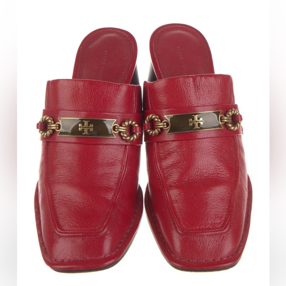 Tory Burch
Leather Mules Size US 7.5
Tory Burch Red Leather Slip-On Shoes